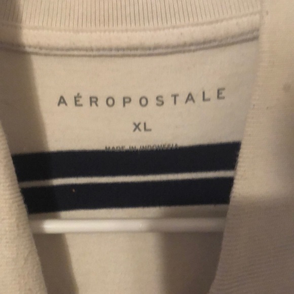 Aeropostale - Picture 2 of 3